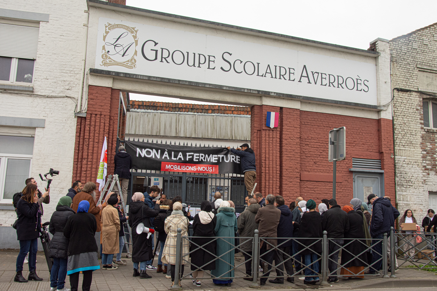 Privé de subventions publiques, le lycée privé musulman Averroès active le mode survie