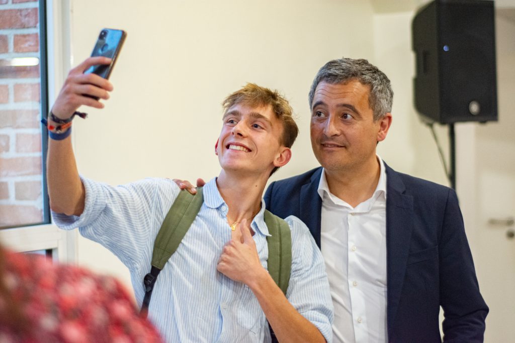 Législatives : À Tourcoing, Gérald Darmanin, requinqué par la dissolution, prépare déjà l’après-Macron