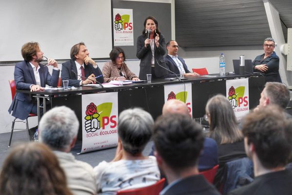 Johanna Rolland face aux militants socialistes nantais, le 22 mai. Photo : compte X de Johanna Rolland