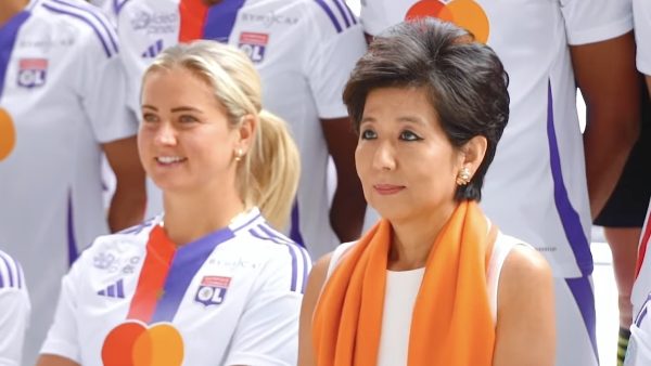 Crise à l’Olympique lyonnais : John Textor démissionne, Michele Kang nommée présidente