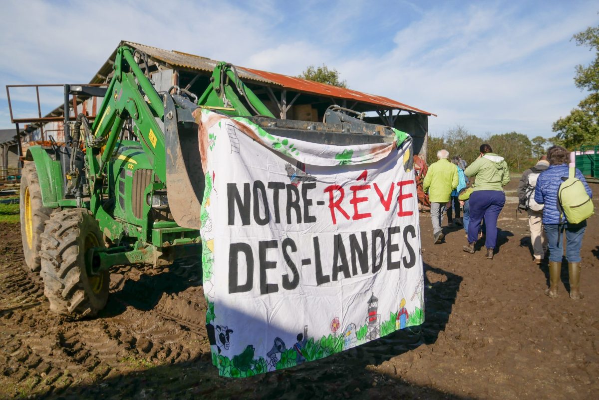 Manifestation sur l'ex-ZAD de Notre-Dame-des-Landes, en octobre 2019. Photo : Thibault Dumas / Mediacités