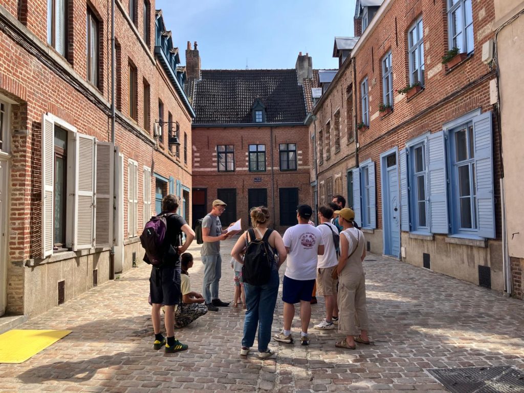 Victor Hugo, Alexandre Desrousseaux, Eugène Pottier… le quartier Saint‐Sauveur, témoin de l’histoire populaire de Lille