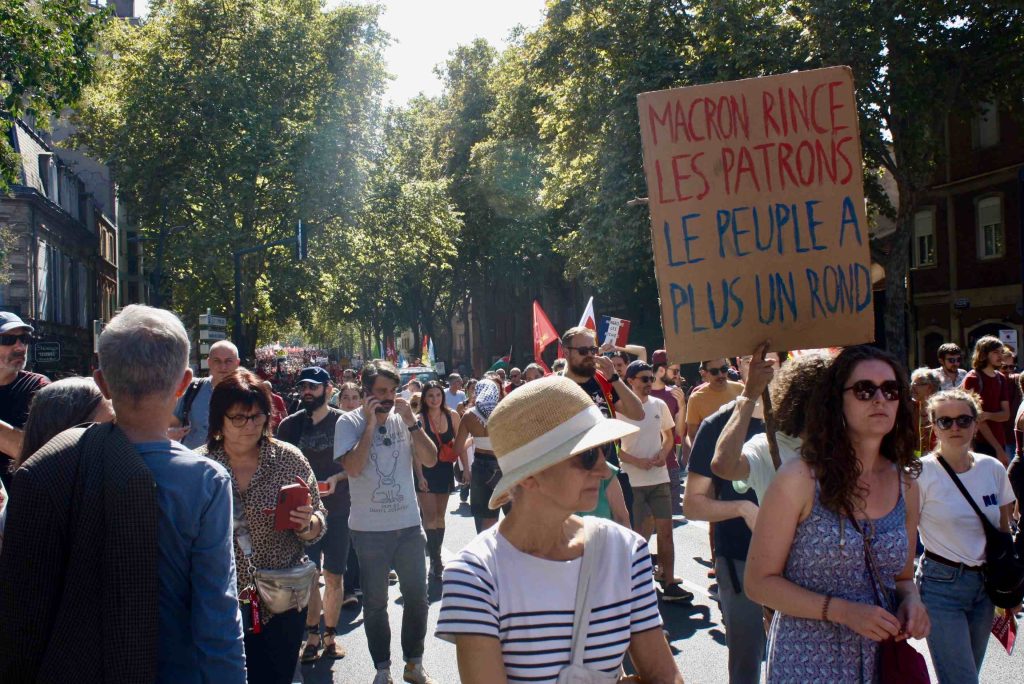 18 septembre : À Toulouse, le « ras‐le‐bol général » des manifestants contre la politique d’Emmanuel Macron 