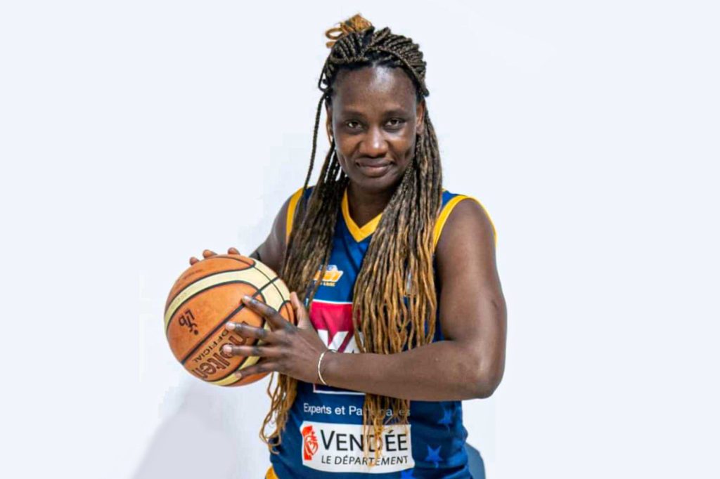 Après le décès de Laurent Caillaud, une basketteuse entre au conseil régional des Pays de la Loire