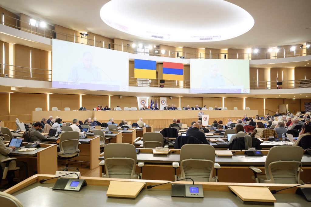 Salariés à cran, management décrié, enquêtes internes : le Ceser d’Auvergne-Rhône-Alpes sur les dents