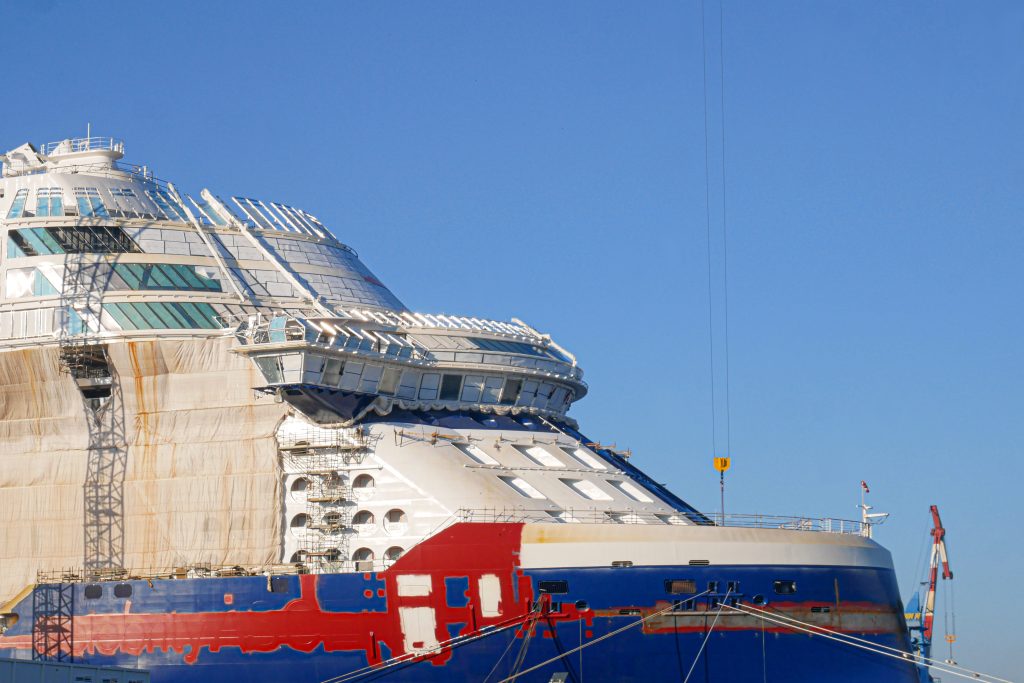 Les Chantiers de l’Atlantique à Saint‐Nazaire, une entreprise florissante qui pollue en toute discrétion