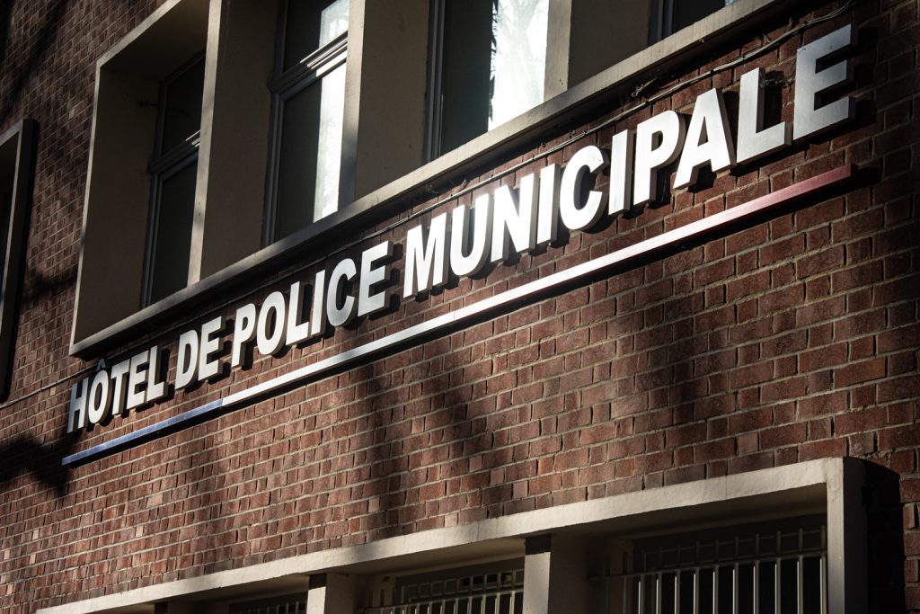 Harcèlement sexuel&nbsp;: derrière le procès d’un policier municipal, la coupable défaillance de la ville de&nbsp;Lille