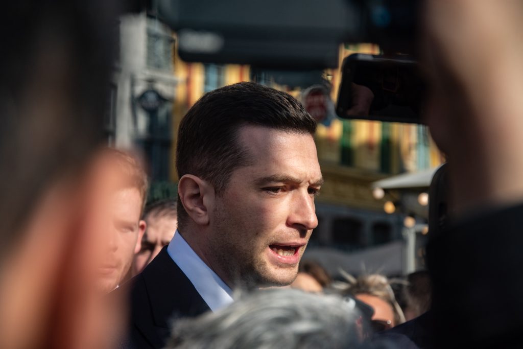 Complotisme, racisme décomplexé ou références au IIIe Reich&nbsp;: ces « brebis galeuses » des listes RN du Nord et du Pas‐de‐Calais