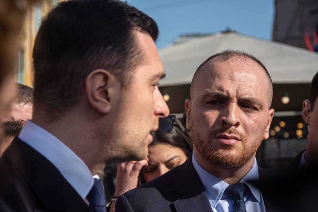 Matthieu Valet, porte‐drapeau du RN à Lille&nbsp;: les dessous d’une campagne à l’économie