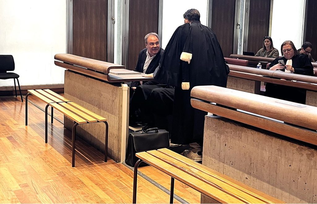 Condamné à 5 ans d’inéligibilité avec exécution provisoire, le maire de Valenciennes doit démissionner