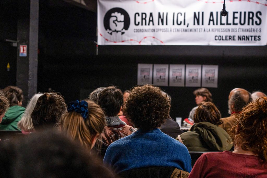 Les avocats forcent la porte du local de rétention administrative de Nantes