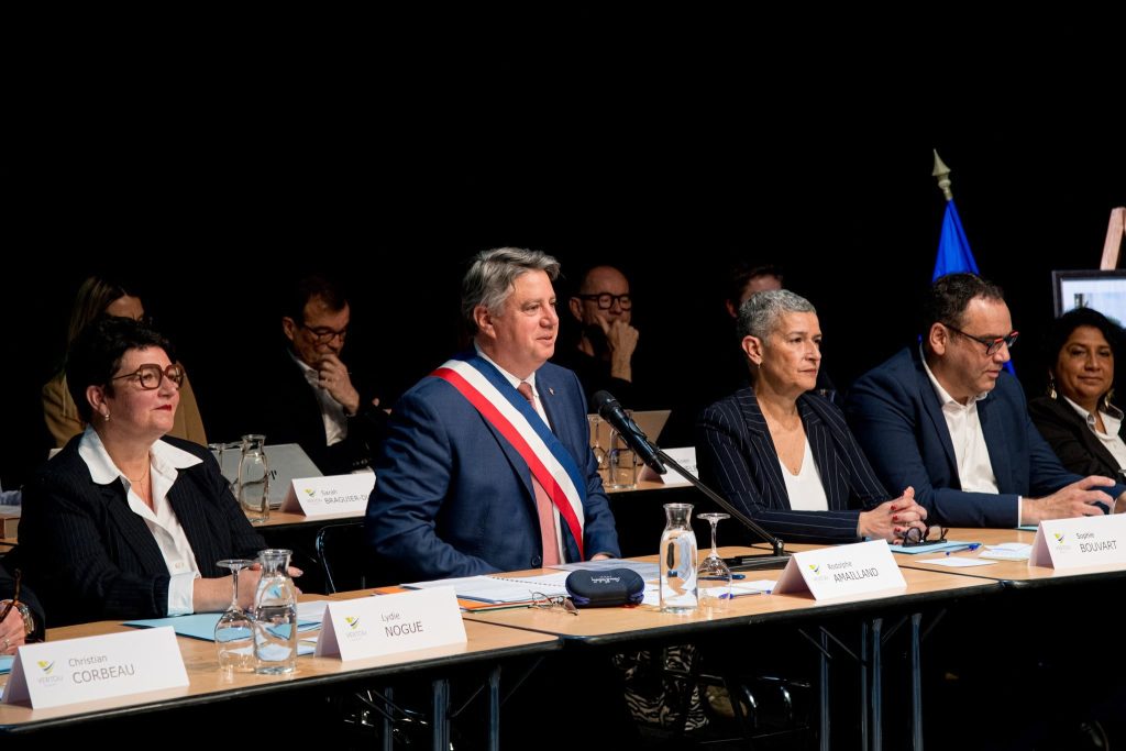 Rodolphe Amailland assoit son pouvoir à la tête des maires de Loire‐Atlantique